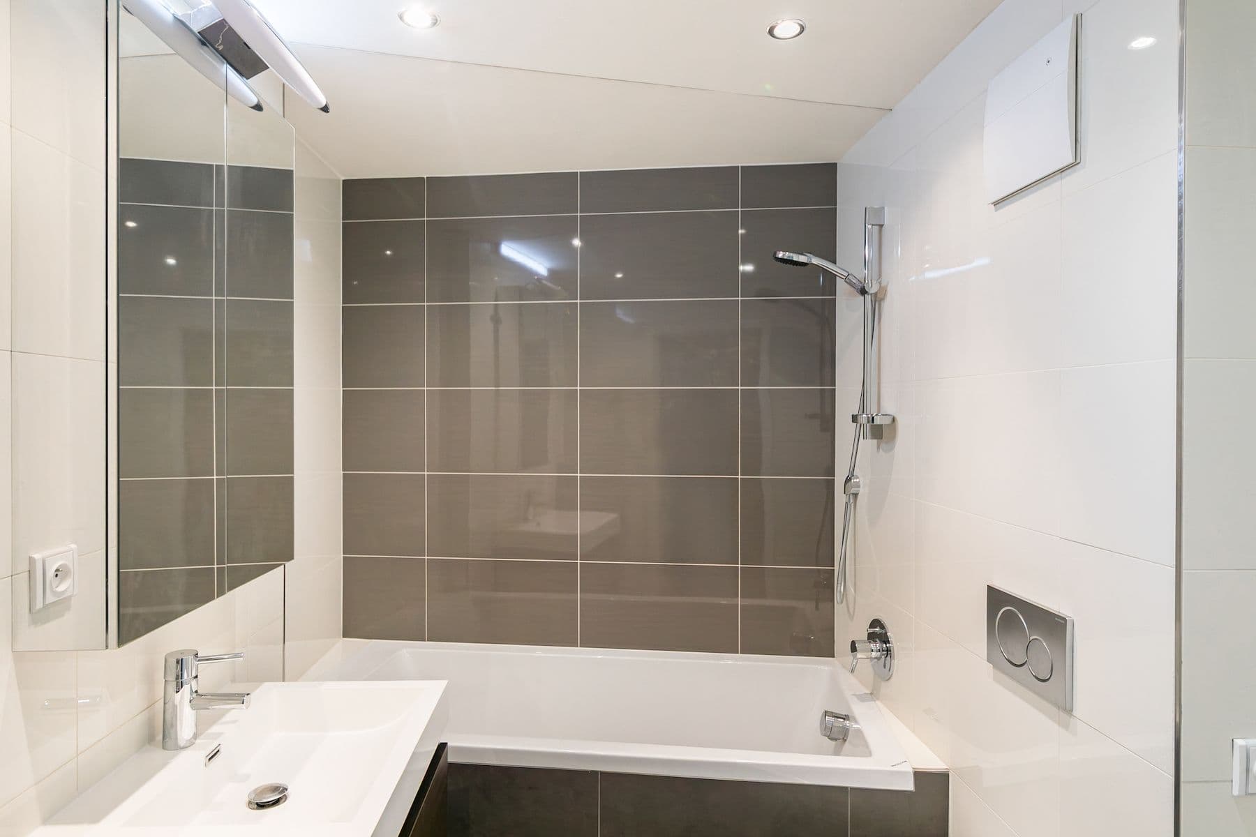 1 bedroom with open-plan kitchen flat for sale, 51 m², U Libeňského pivovaru, Prague, Prague 1 bedroom with open-plan kitchen flat for sale, 51 m², U Libeňského pivovaru, Prague, Prague