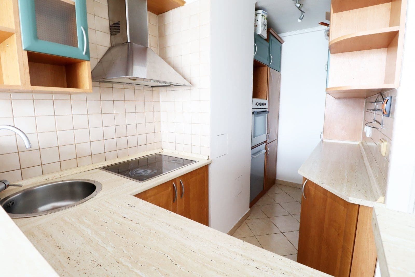 1 bedroom with open-plan kitchen flat to rent, 40 m², Makovského, Prague, Prague 1 bedroom with open-plan kitchen flat to rent, 40 m², Makovského, Prague, Prague