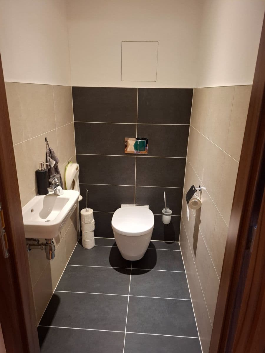 3 bedroom with open-plan kitchen flat to rent, 102 m², Petržílkova, Prague, Prague 3 bedroom with open-plan kitchen flat to rent, 102 m², Petržílkova, Prague, Prague