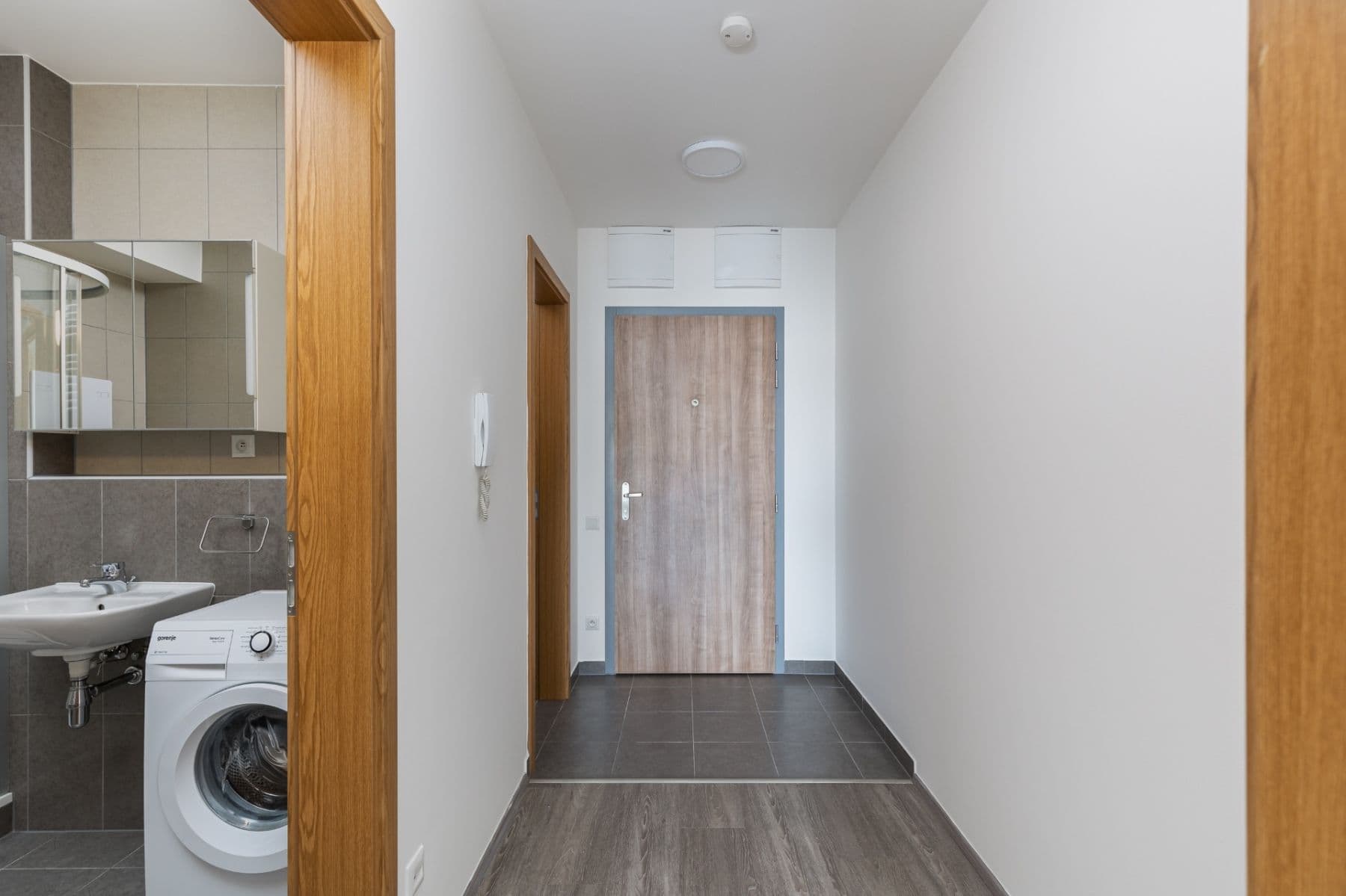 Studio flat to rent, 48 m², Olgy Havlové, Prague, Prague Studio flat to rent, 48 m², Olgy Havlové, Prague, Prague