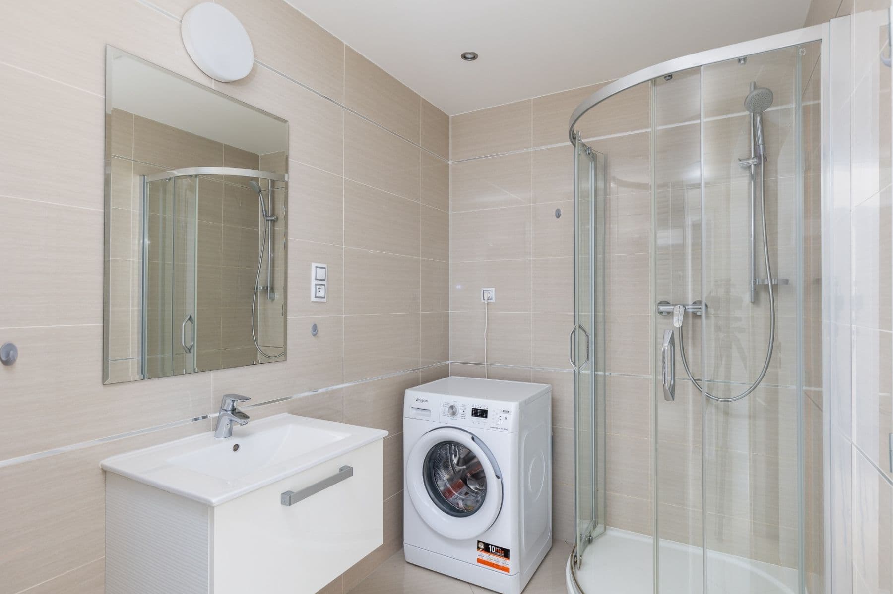 Studio flat to rent, 41 m², Olšanská, Prague, Prague Studio flat to rent, 41 m², Olšanská, Prague, Prague