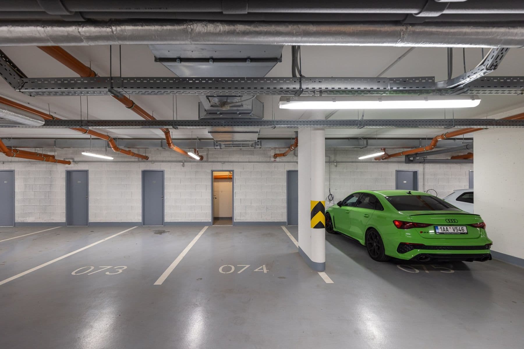 Studio flat to rent, 33 m², Výstavní, Prague, Prague Studio flat to rent, 33 m², Výstavní, Prague, Prague