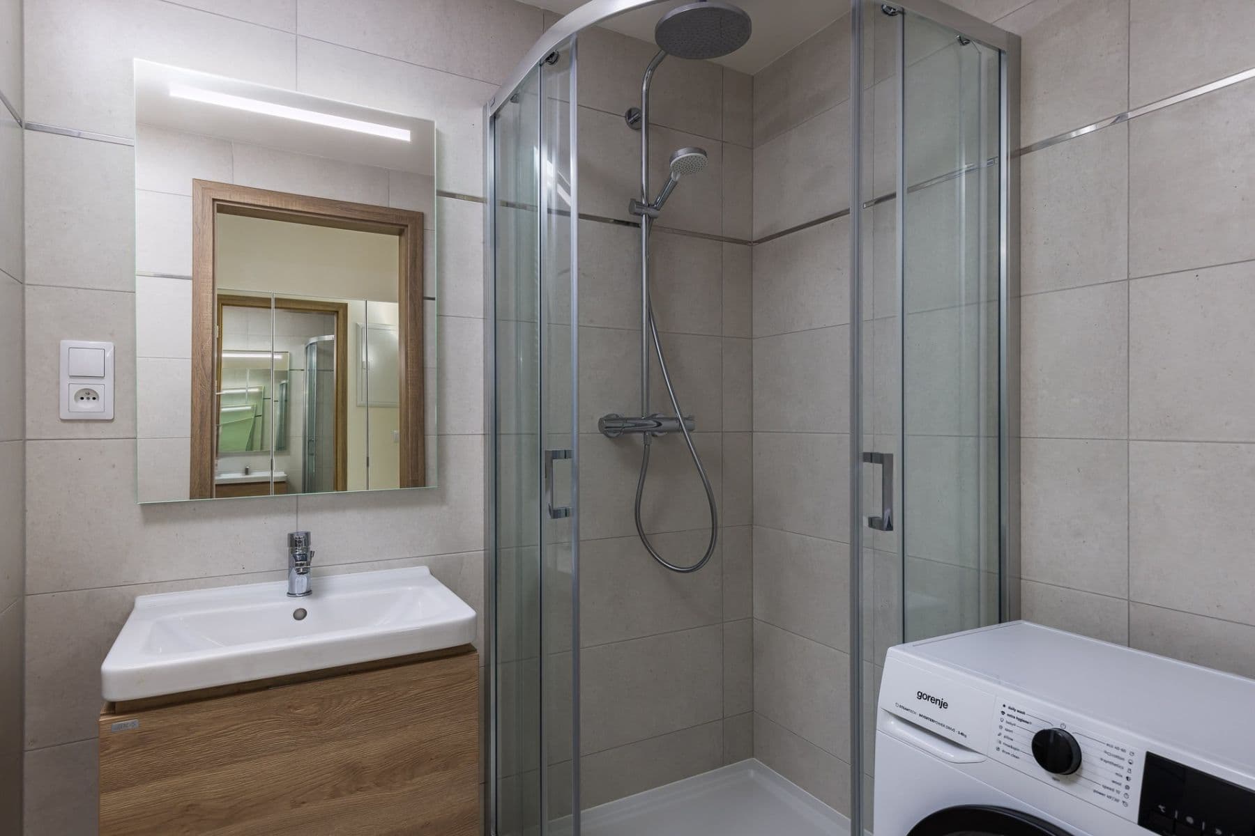 Studio flat to rent, 33 m², Výstavní, Prague, Prague Studio flat to rent, 33 m², Výstavní, Prague, Prague