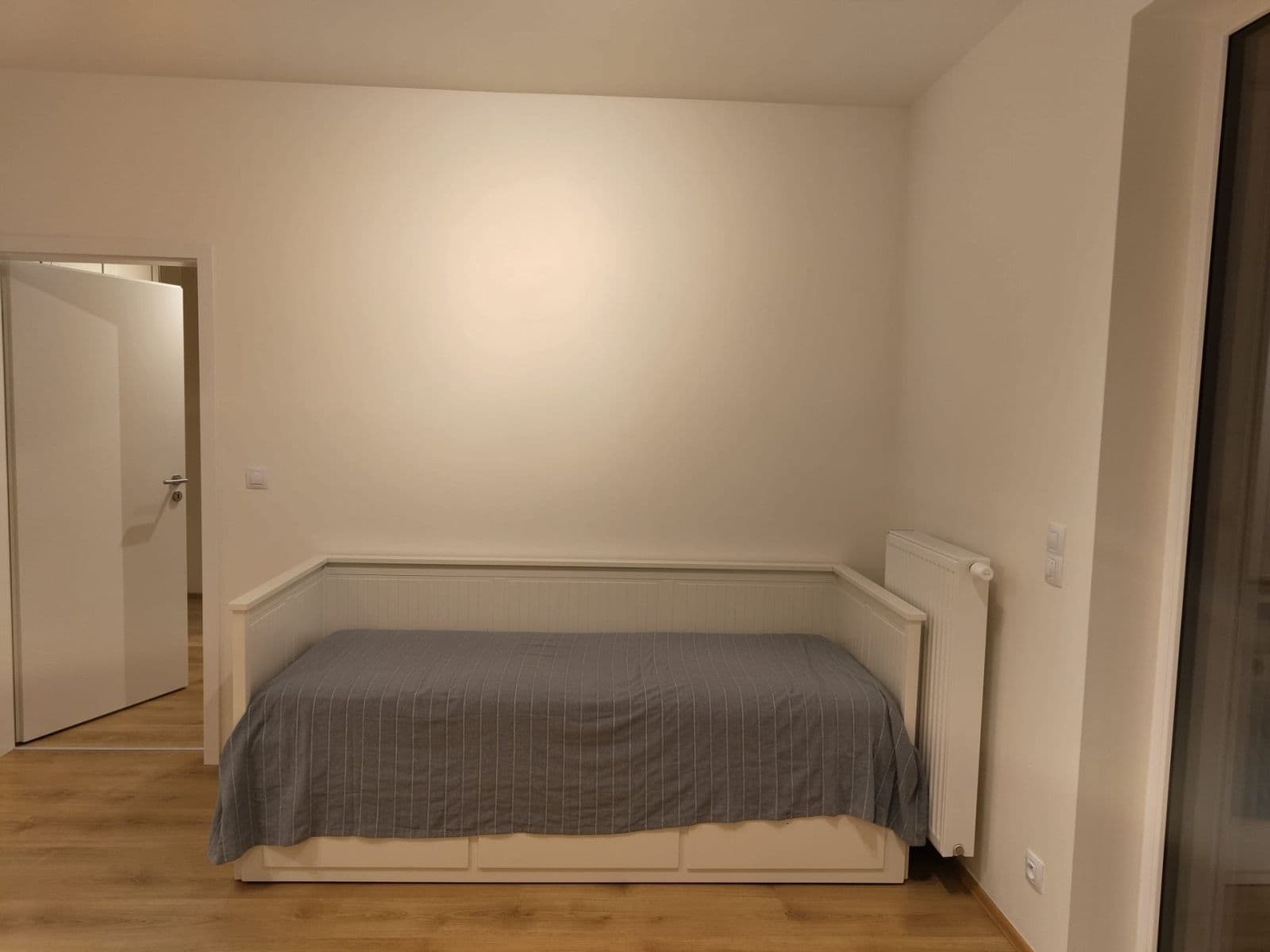 1 bedroom with open-plan kitchen flat to rent, 49 m², Bohumila Landy, Kladno, Středočeský Region 1 bedroom with open-plan kitchen flat to rent, 49 m², Bohumila Landy, Kladno, Středočeský Region