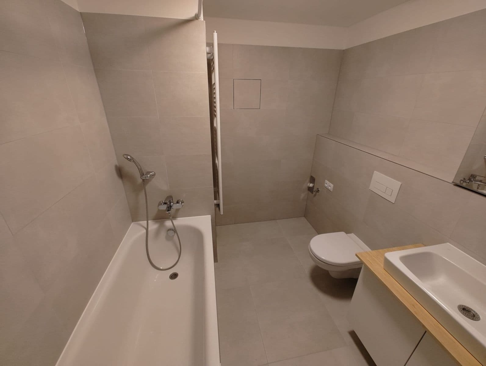 1 bedroom with open-plan kitchen flat to rent, 49 m², Bohumila Landy, Kladno, Středočeský Region 1 bedroom with open-plan kitchen flat to rent, 49 m², Bohumila Landy, Kladno, Středočeský Region