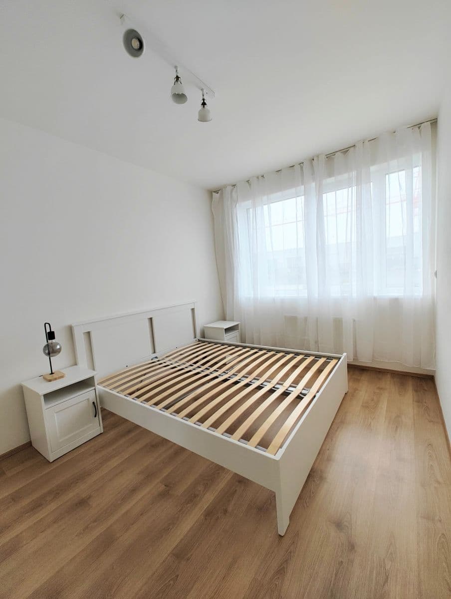 1 bedroom with open-plan kitchen flat to rent, 49 m², Bohumila Landy, Kladno, Středočeský Region 1 bedroom with open-plan kitchen flat to rent, 49 m², Bohumila Landy, Kladno, Středočeský Region
