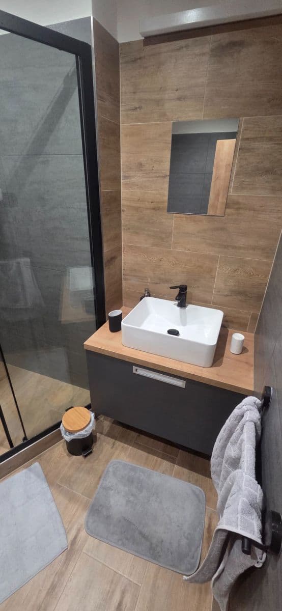 1 bedroom with open-plan kitchen flat to rent, 43 m², Opletalova, Kutná Hora, Středočeský Region 1 bedroom with open-plan kitchen flat to rent, 43 m², Opletalova, Kutná Hora, Středočeský Region