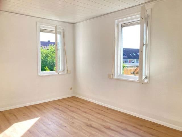 2 bedroom with open-plan kitchen flat to rent, 72 m², Stuttgart, Baden-Württemberg 2 bedroom with open-plan kitchen flat to rent, 72 m², Stuttgart, Baden-Württemberg