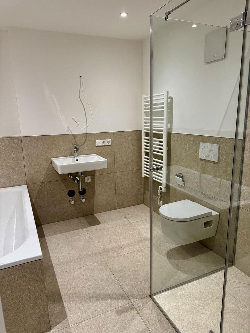 3 bedroom flat to rent, 109 m², Happinger Straße 66, Rosenheim, Bavaria 3 bedroom flat to rent, 109 m², Happinger Straße 66, Rosenheim, Bavaria