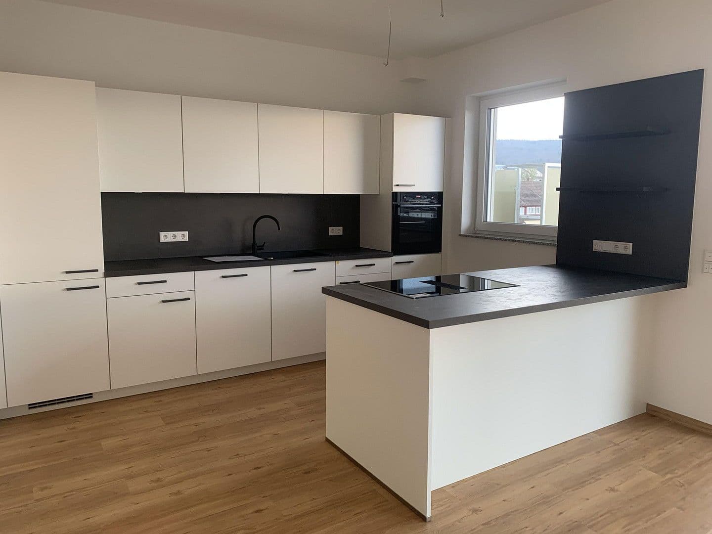 2 bedroom with open-plan kitchen flat to rent, 90 m², Lauchheim, Baden-Württemberg 2 bedroom with open-plan kitchen flat to rent, 90 m², Lauchheim, Baden-Württemberg
