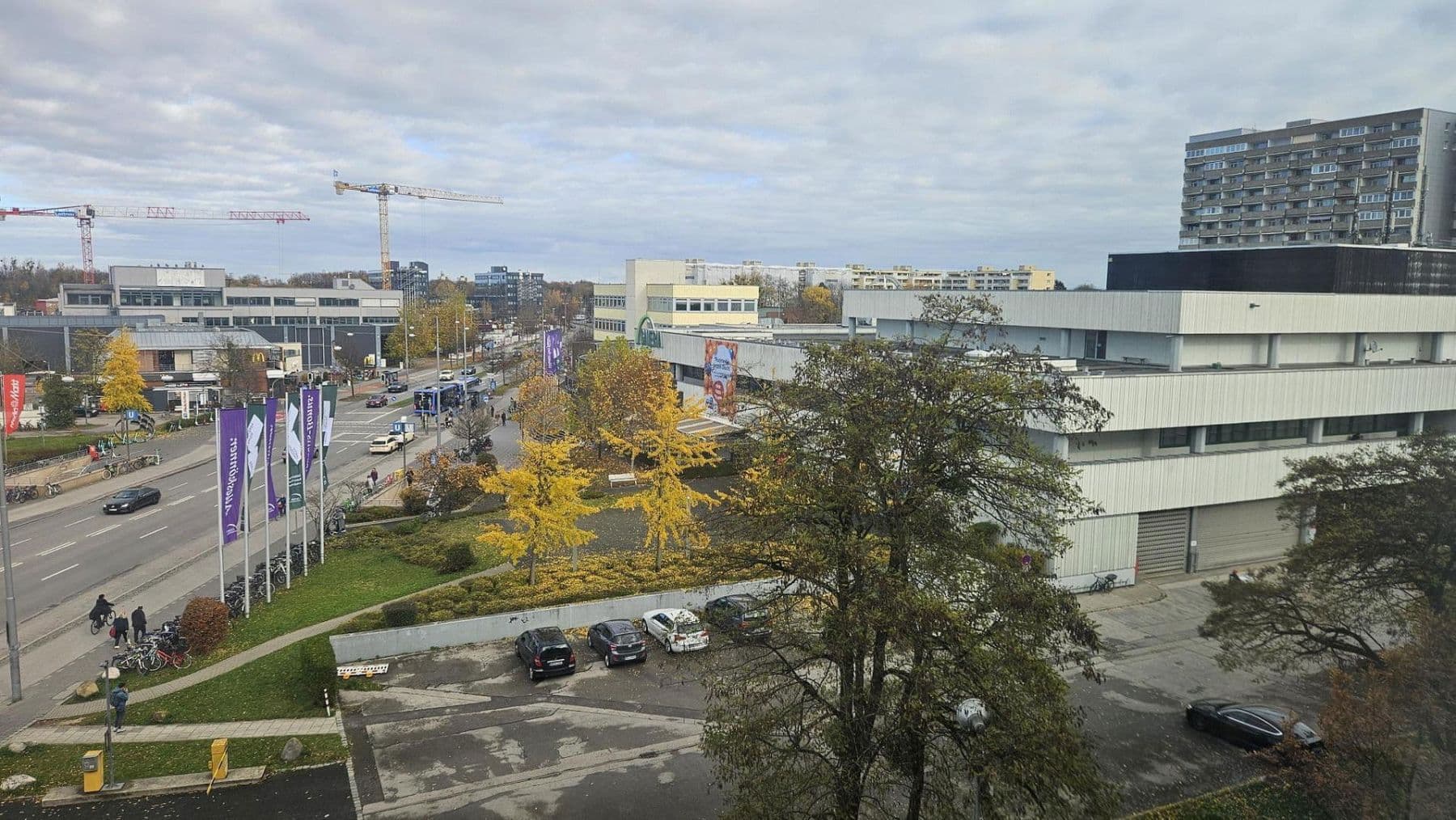 office to rent, 1,200 m², Pelkovenstraße 145, München, Bavaria office to rent, 1,200 m², Pelkovenstraße 145, München, Bavaria