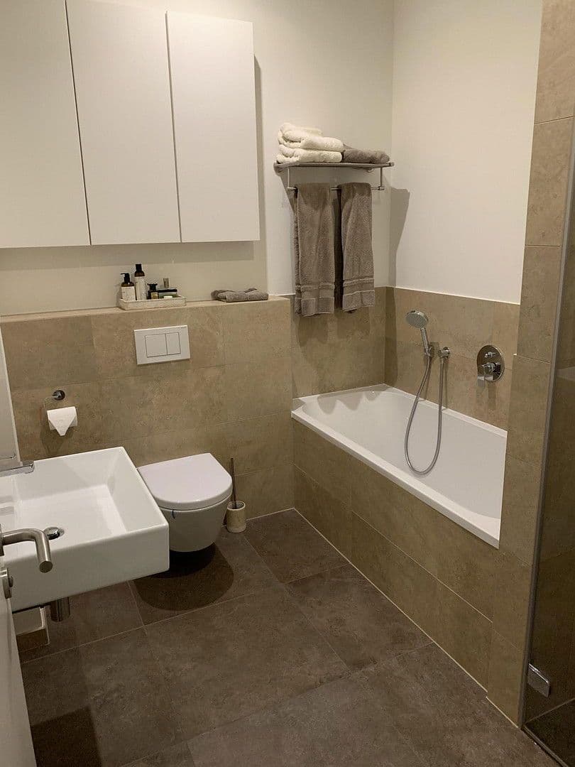 3 bedroom flat to rent, 105 m², Gervinusstr.3c, Berlin, Berlin 3 bedroom flat to rent, 105 m², Gervinusstr.3c, Berlin, Berlin