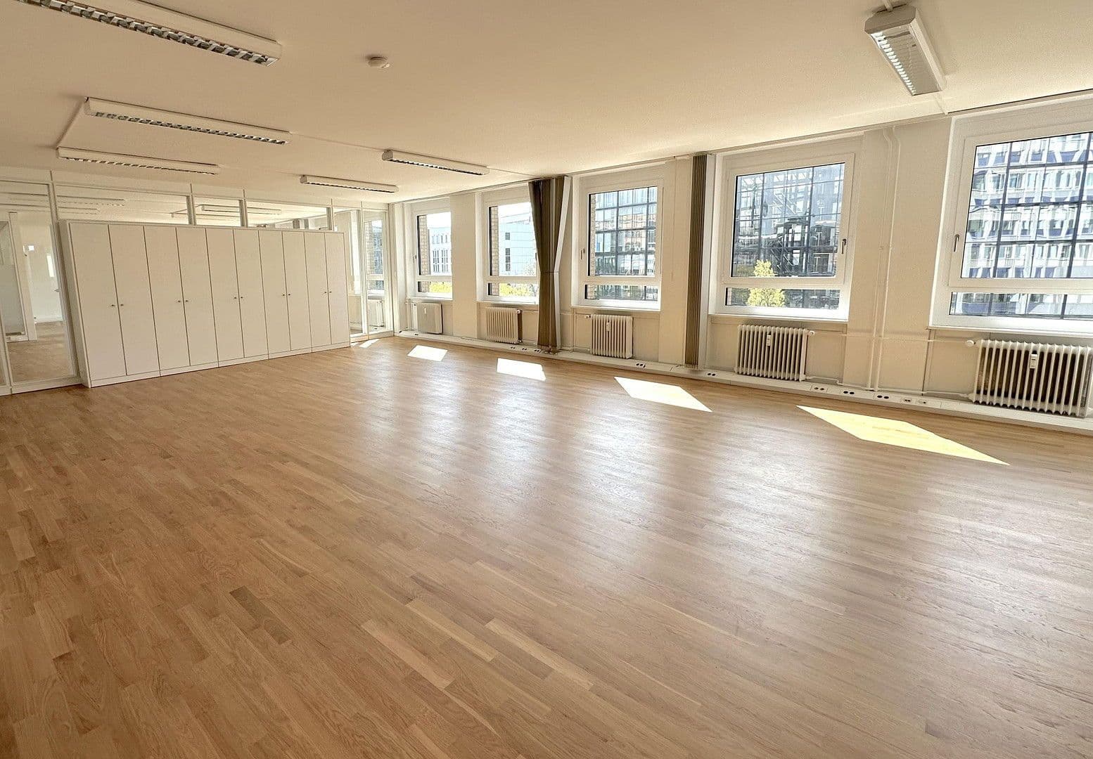 office to rent, 307 m², Axel-Springer-Platz 2, Hamburg, Hamburg office to rent, 307 m², Axel-Springer-Platz 2, Hamburg, Hamburg