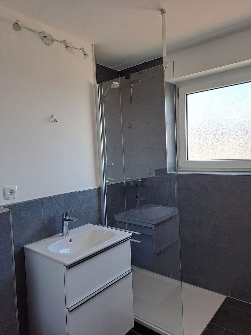 2 bedroom flat to rent, 66 m², Siegburg, North Rhine-Westphalia 2 bedroom flat to rent, 66 m², Siegburg, North Rhine-Westphalia