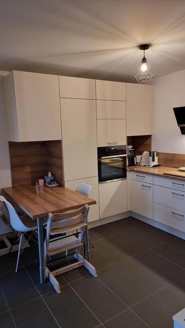 4 bedroom flat to rent, 101 m², Aristide-Briand-Str. 18, Herzogenaurach, Bavaria 4 bedroom flat to rent, 101 m², Aristide-Briand-Str. 18, Herzogenaurach, Bavaria