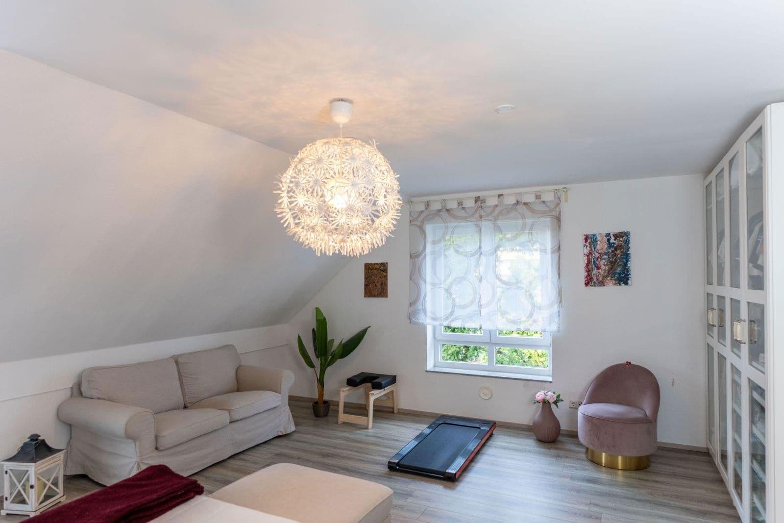 house for sale, 132 m², Langenfeld (Rheinland), North Rhine-Westphalia house for sale, 132 m², Langenfeld (Rheinland), North Rhine-Westphalia