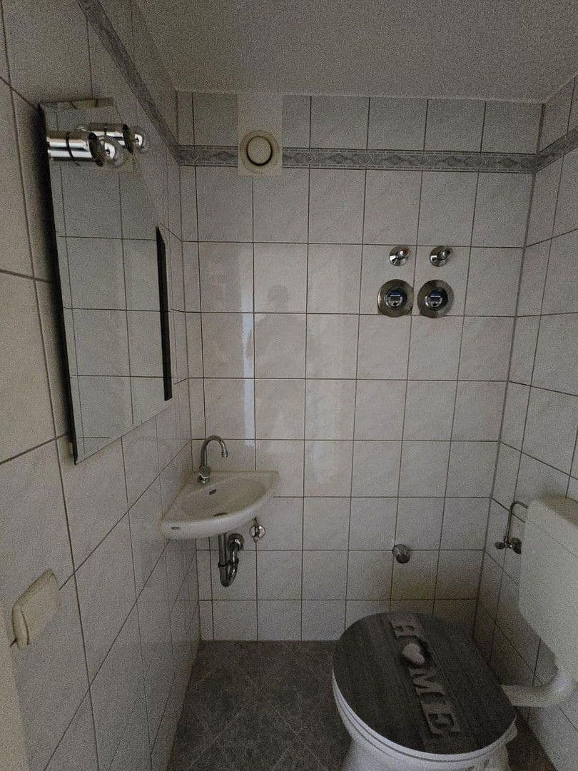 4 bedroom flat to rent, 86 m², Haselnusshof 1, Köln, North Rhine-Westphalia 4 bedroom flat to rent, 86 m², Haselnusshof 1, Köln, North Rhine-Westphalia