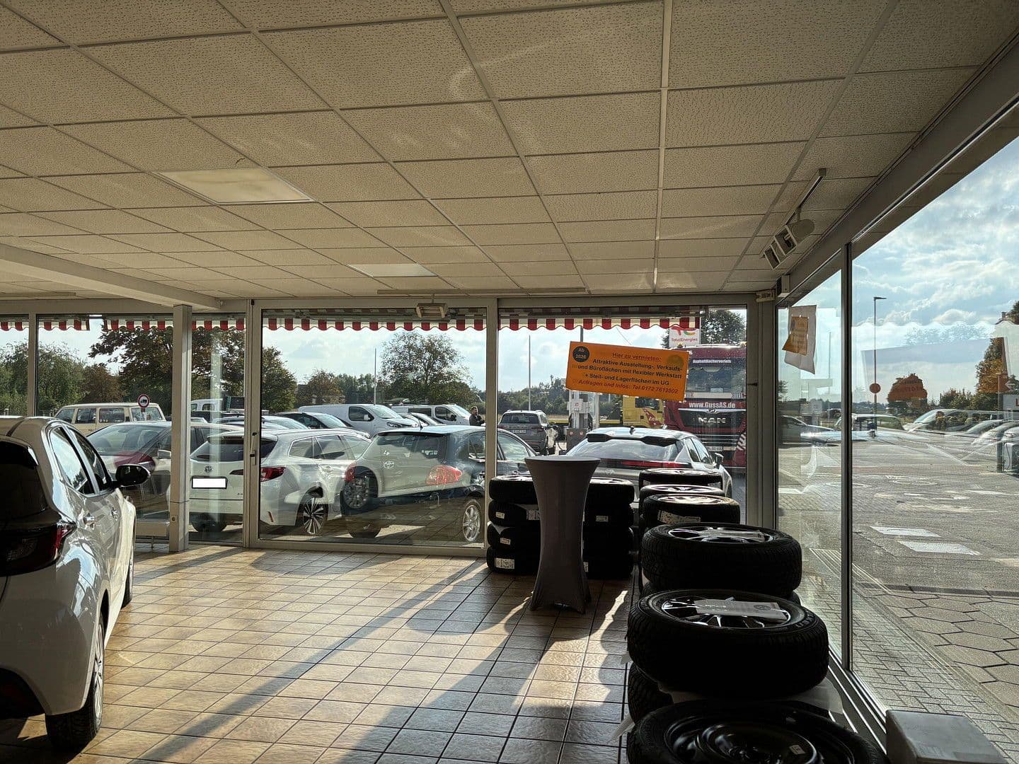 non-residential property to rent, 1,600 m², Bad Krozingen, Baden-Württemberg non-residential property to rent, 1,600 m², Bad Krozingen, Baden-Württemberg