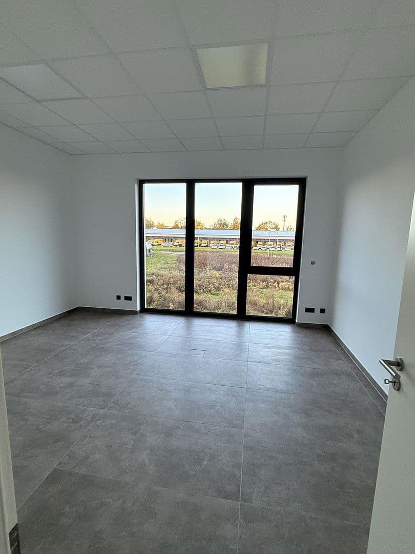 office to rent, 96 m², Emmy-Noether-Str. 4, Rheinbach, North Rhine-Westphalia office to rent, 96 m², Emmy-Noether-Str. 4, Rheinbach, North Rhine-Westphalia