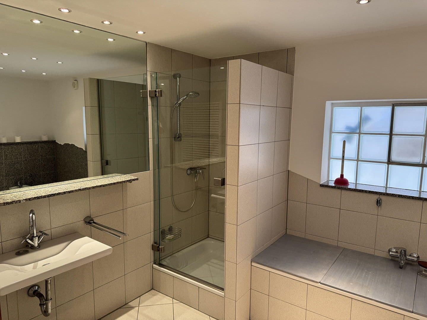 2 bedroom flat to rent, 101 m², Bischweier, Baden-Württemberg 2 bedroom flat to rent, 101 m², Bischweier, Baden-Württemberg