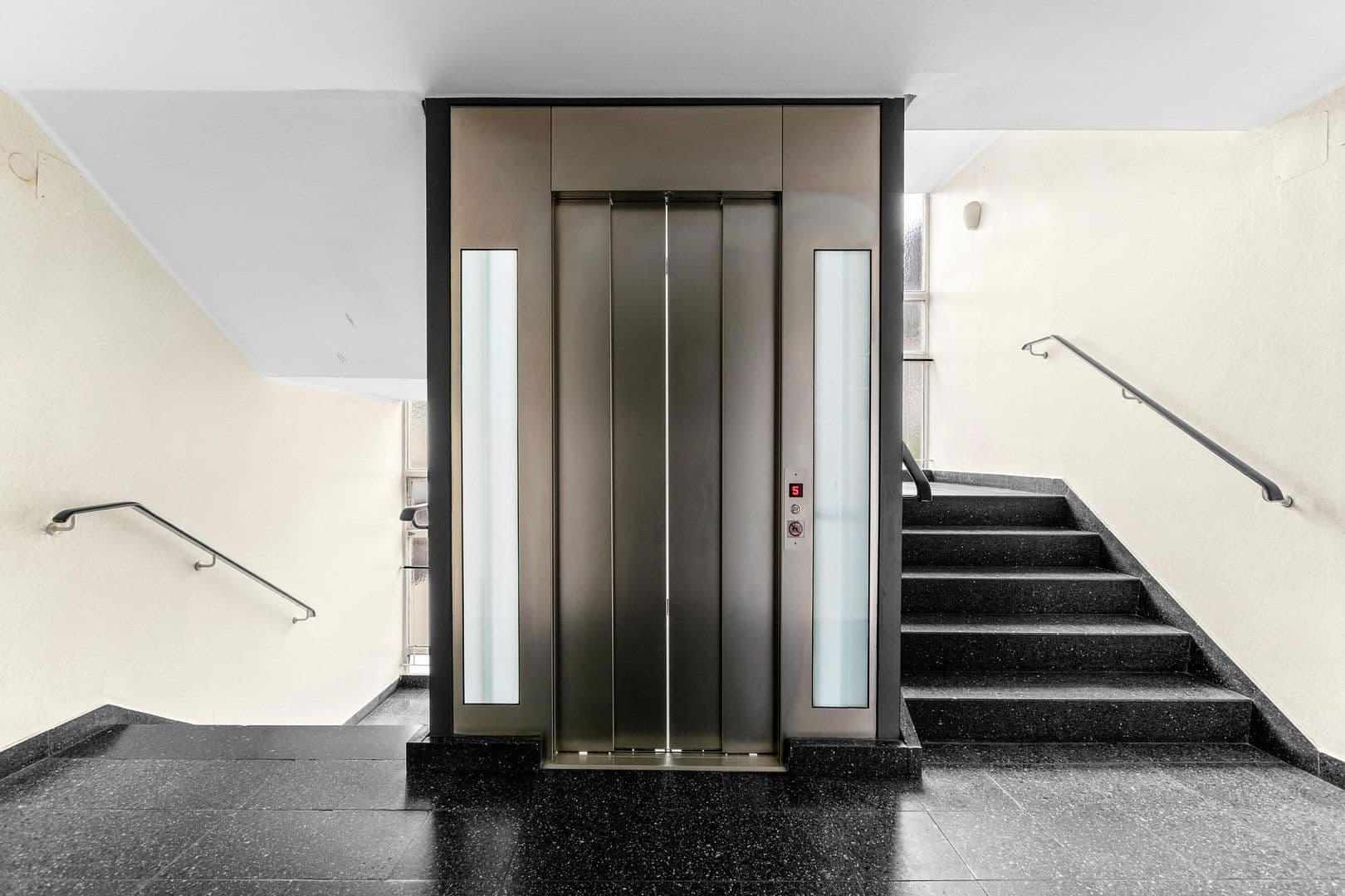 1 bedroom flat to rent, 29 m², Schleißheimer Straße 124, München, Bavaria 1 bedroom flat to rent, 29 m², Schleißheimer Straße 124, München, Bavaria