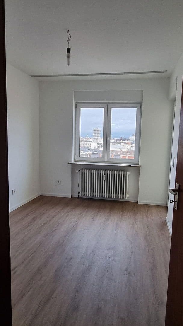 3 bedroom flat to rent, 92 m², Bürgermeister-Kutterer-Str. 12, Ludwigshafen, Rhineland-Palatinate 3 bedroom flat to rent, 92 m², Bürgermeister-Kutterer-Str. 12, Ludwigshafen, Rhineland-Palatinate