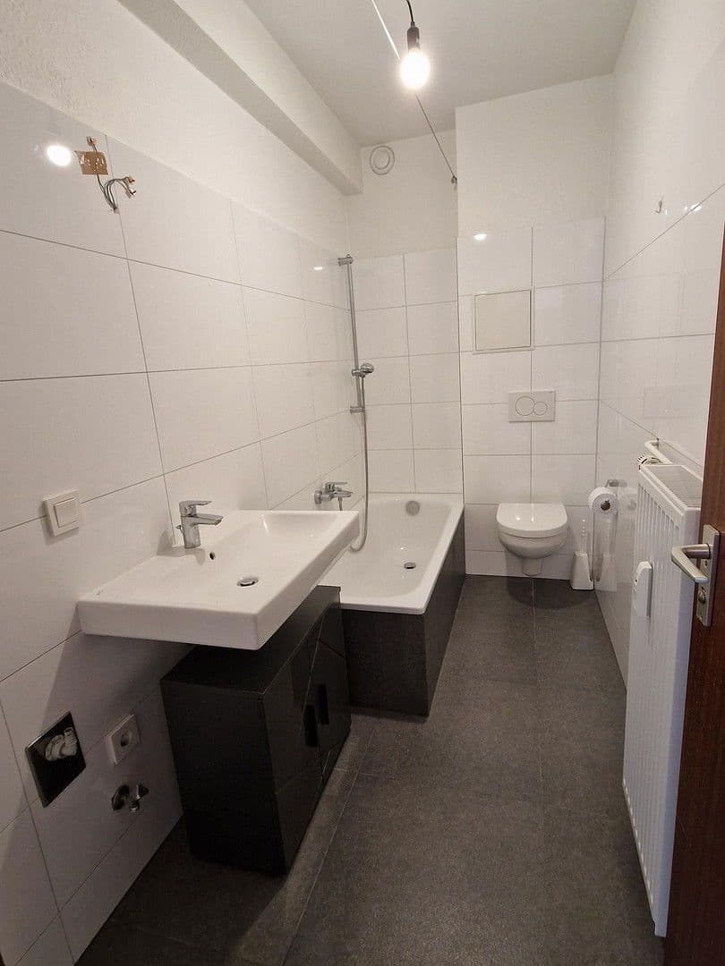 3 bedroom flat to rent, 92 m², Bürgermeister-Kutterer-Str. 12, Ludwigshafen, Rhineland-Palatinate 3 bedroom flat to rent, 92 m², Bürgermeister-Kutterer-Str. 12, Ludwigshafen, Rhineland-Palatinate