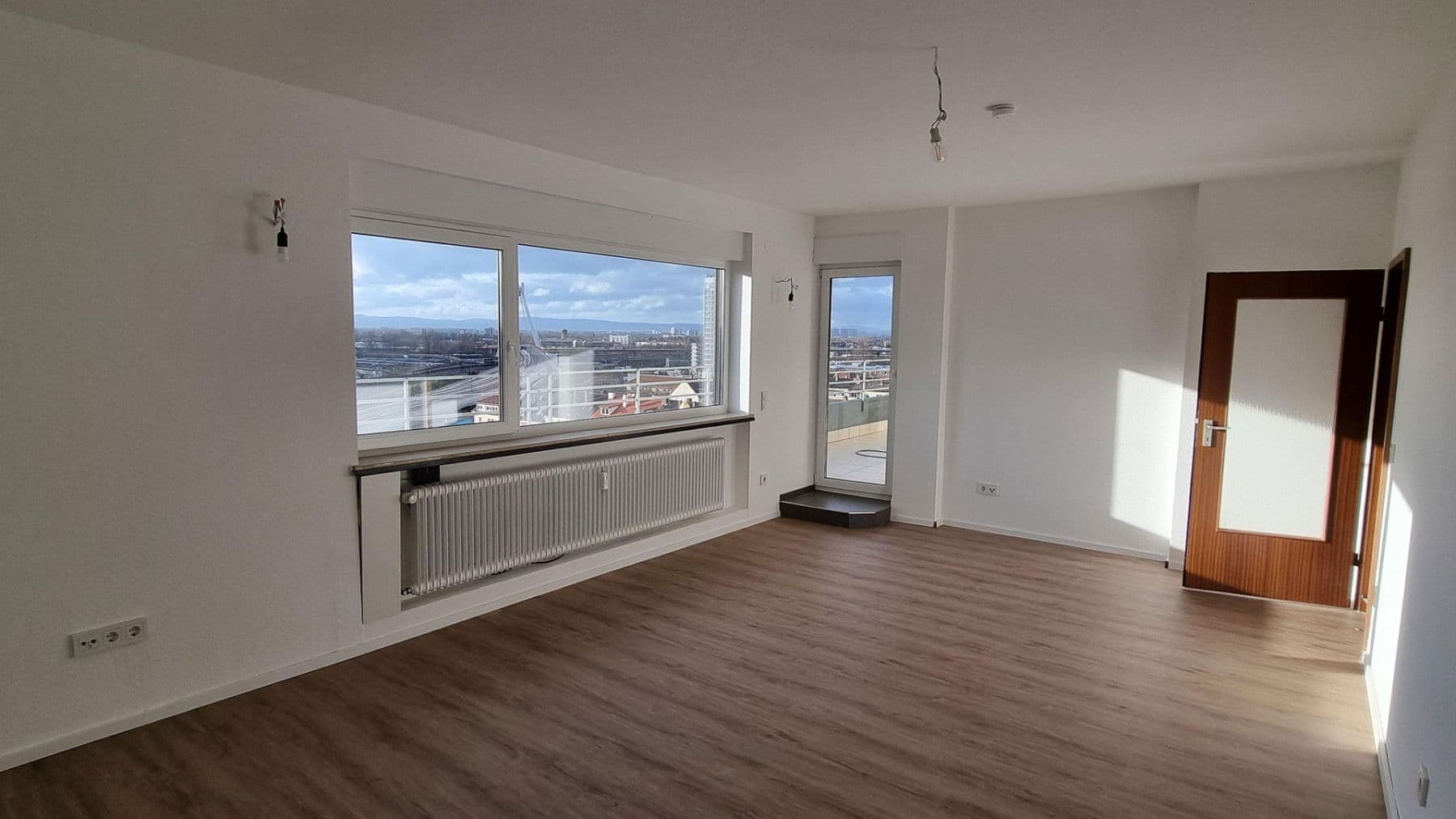 3 bedroom flat to rent, 92 m², Bürgermeister-Kutterer-Str. 12, Ludwigshafen, Rhineland-Palatinate 3 bedroom flat to rent, 92 m², Bürgermeister-Kutterer-Str. 12, Ludwigshafen, Rhineland-Palatinate