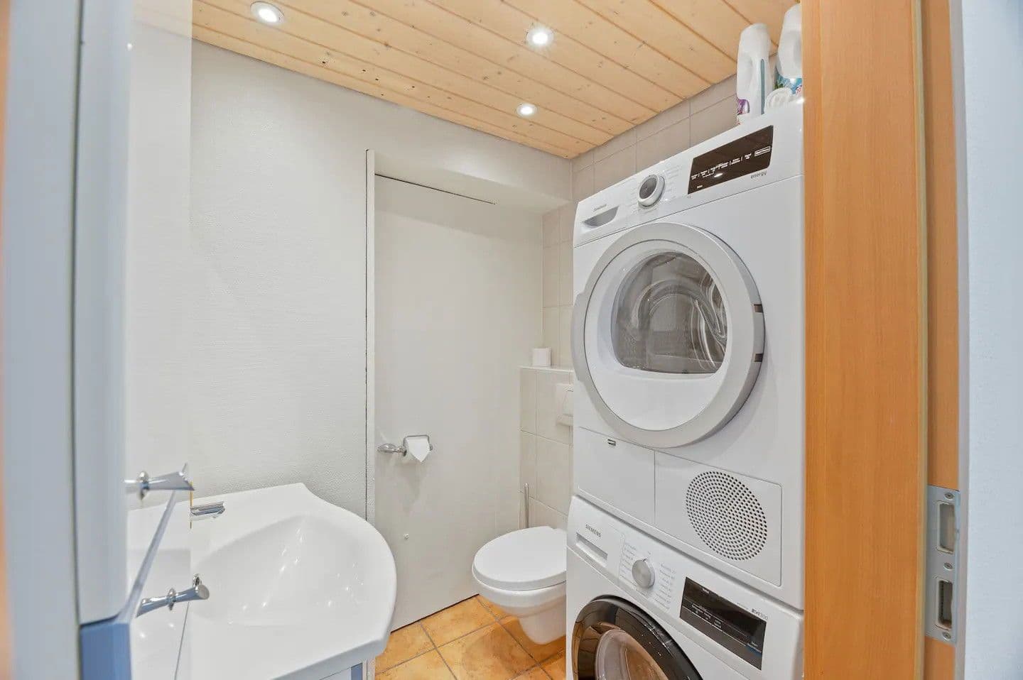 5 bedroom flat to rent, 179 m², Ostfildern, Baden-Württemberg 5 bedroom flat to rent, 179 m², Ostfildern, Baden-Württemberg