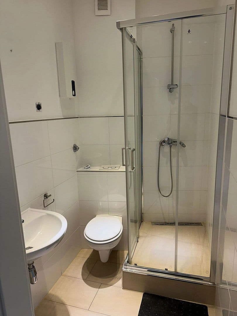 2 bedroom flat to rent, 50 m², Bahnhofstr. 11, Oberhausen, North Rhine-Westphalia 2 bedroom flat to rent, 50 m², Bahnhofstr. 11, Oberhausen, North Rhine-Westphalia