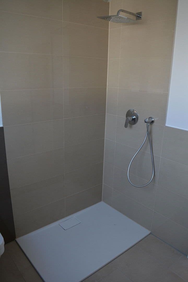 4 bedroom flat to rent, 160 m², Frankfurt, Hesse 4 bedroom flat to rent, 160 m², Frankfurt, Hesse