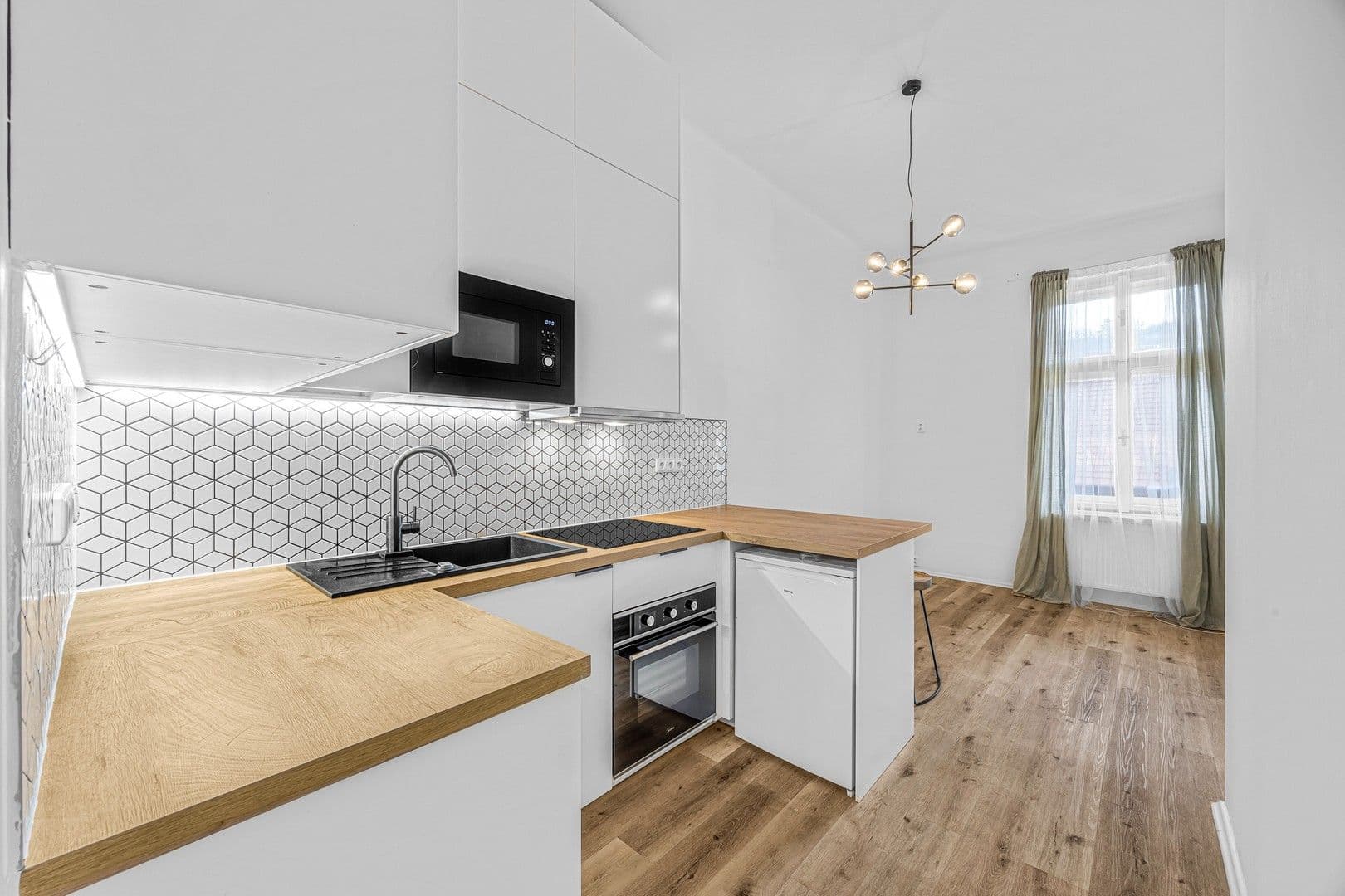 1 bedroom with open-plan kitchen flat to rent, 43 m², Grafická, Prague, Prague 1 bedroom with open-plan kitchen flat to rent, 43 m², Grafická, Prague, Prague