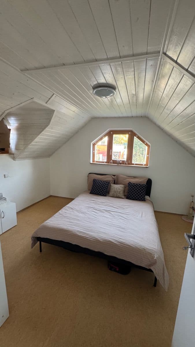 1 bedroom with open-plan kitchen flat to rent, 68 m², Radouňova, Prague, Prague 1 bedroom with open-plan kitchen flat to rent, 68 m², Radouňova, Prague, Prague