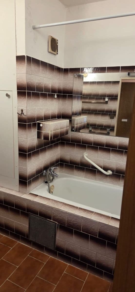 2 bedroom with open-plan kitchen flat for sale, 72 m², Kukelská, Prague, Prague 2 bedroom with open-plan kitchen flat for sale, 72 m², Kukelská, Prague, Prague