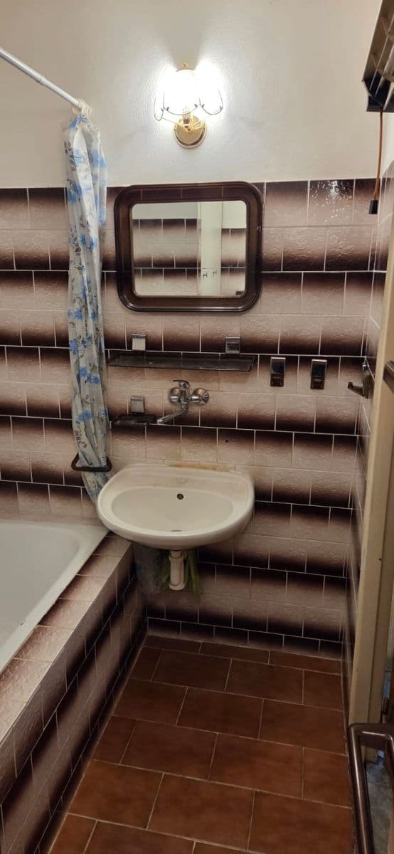 2 bedroom with open-plan kitchen flat for sale, 72 m², Kukelská, Prague, Prague 2 bedroom with open-plan kitchen flat for sale, 72 m², Kukelská, Prague, Prague