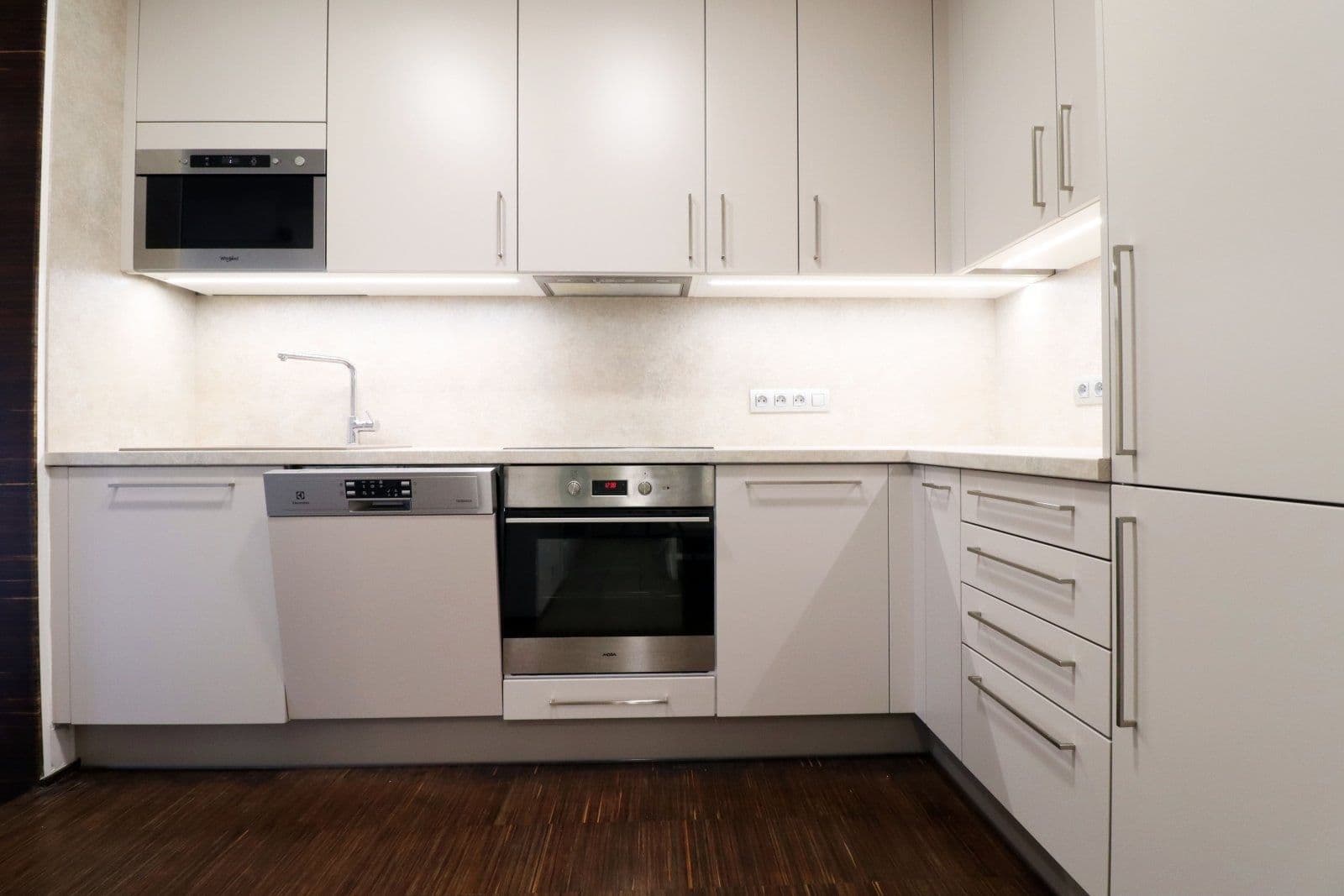 Studio flat to rent, 50 m², Na Rokytce, Prague, Prague Studio flat to rent, 50 m², Na Rokytce, Prague, Prague