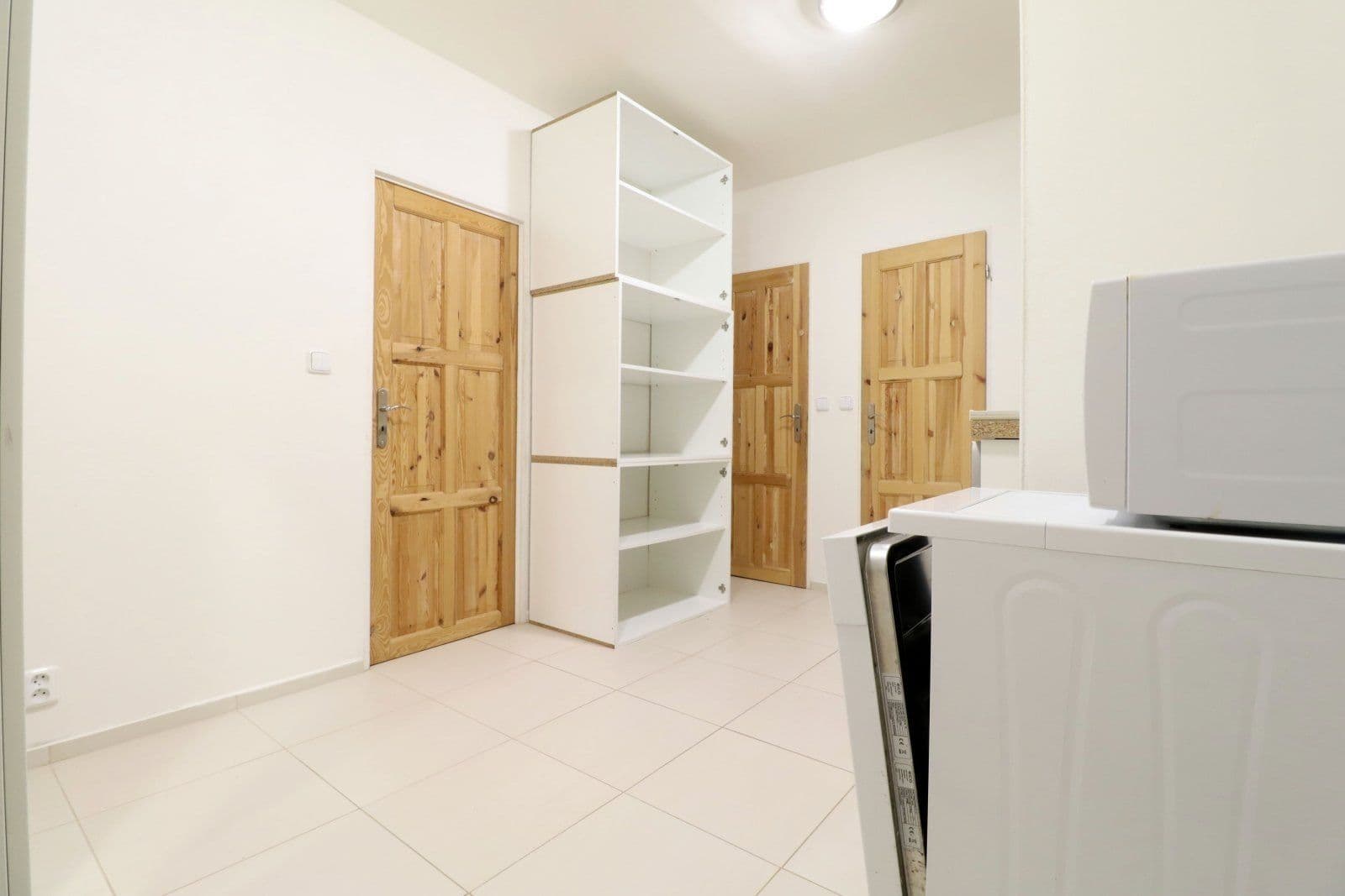 1 bedroom with open-plan kitchen flat to rent, 46 m², Kettnerova, Prague, Prague 1 bedroom with open-plan kitchen flat to rent, 46 m², Kettnerova, Prague, Prague