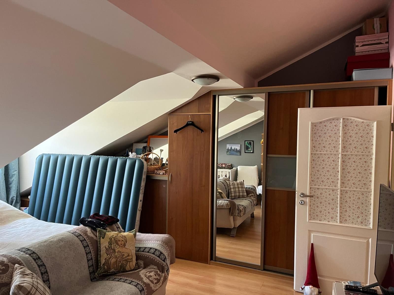 2 bedroom with open-plan kitchen flat for sale, 301 m², Zámecký vrch, Karlovy Vary, Karlovarský Region 2 bedroom with open-plan kitchen flat for sale, 301 m², Zámecký vrch, Karlovy Vary, Karlovarský Region