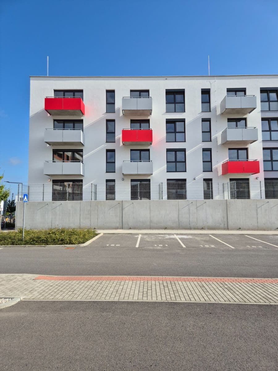 Studio flat to rent, 32 m², Pšeničná, Hořovice, Středočeský Region Studio flat to rent, 32 m², Pšeničná, Hořovice, Středočeský Region