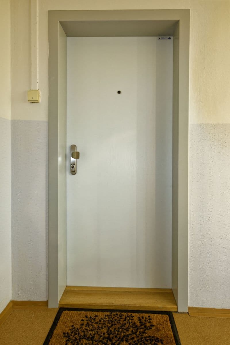 3 bedroom flat to rent, 67 m², K Lipám, Prague, Prague 3 bedroom flat to rent, 67 m², K Lipám, Prague, Prague