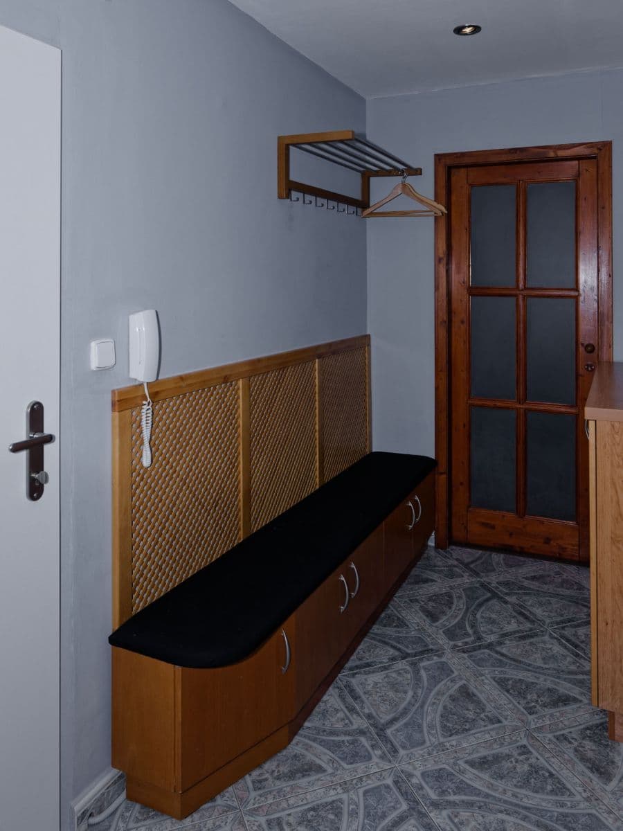 3 bedroom flat to rent, 67 m², K Lipám, Prague, Prague 3 bedroom flat to rent, 67 m², K Lipám, Prague, Prague