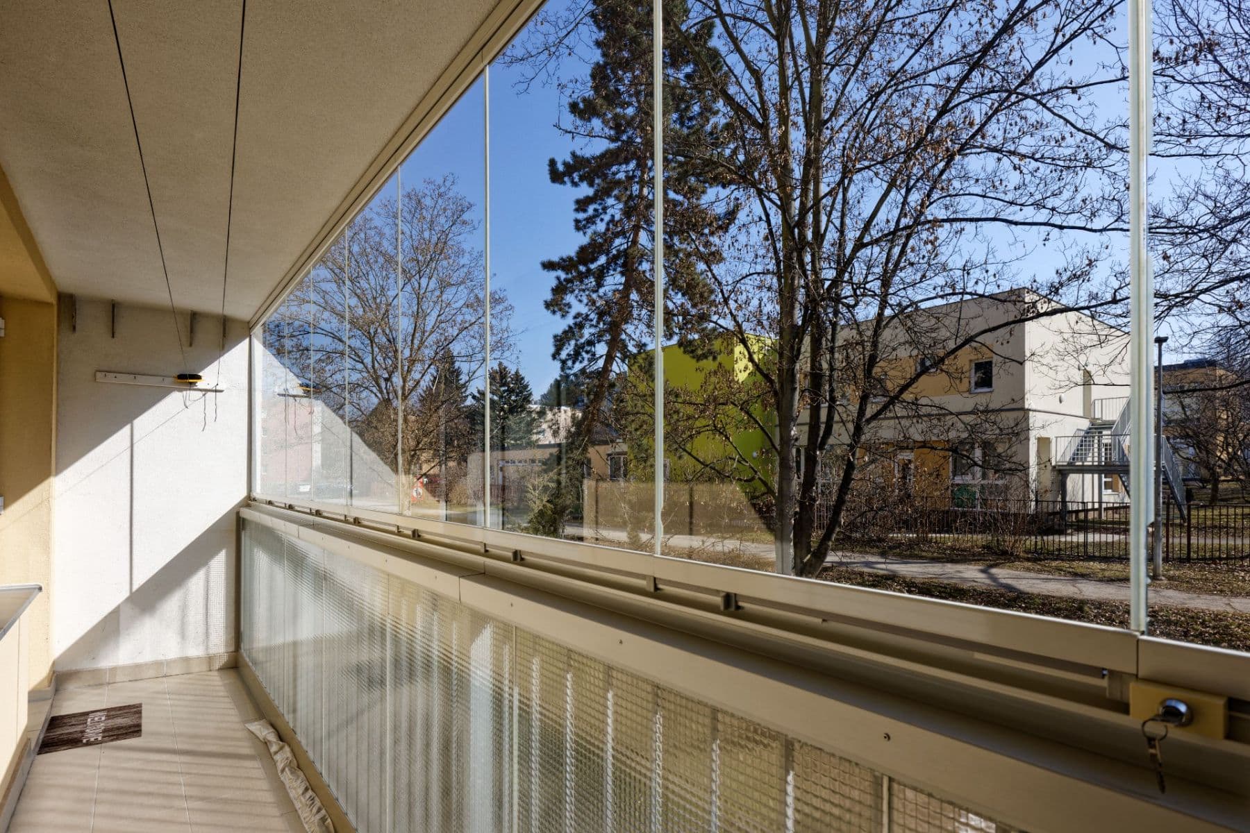 3 bedroom flat to rent, 67 m², K Lipám, Prague, Prague 3 bedroom flat to rent, 67 m², K Lipám, Prague, Prague