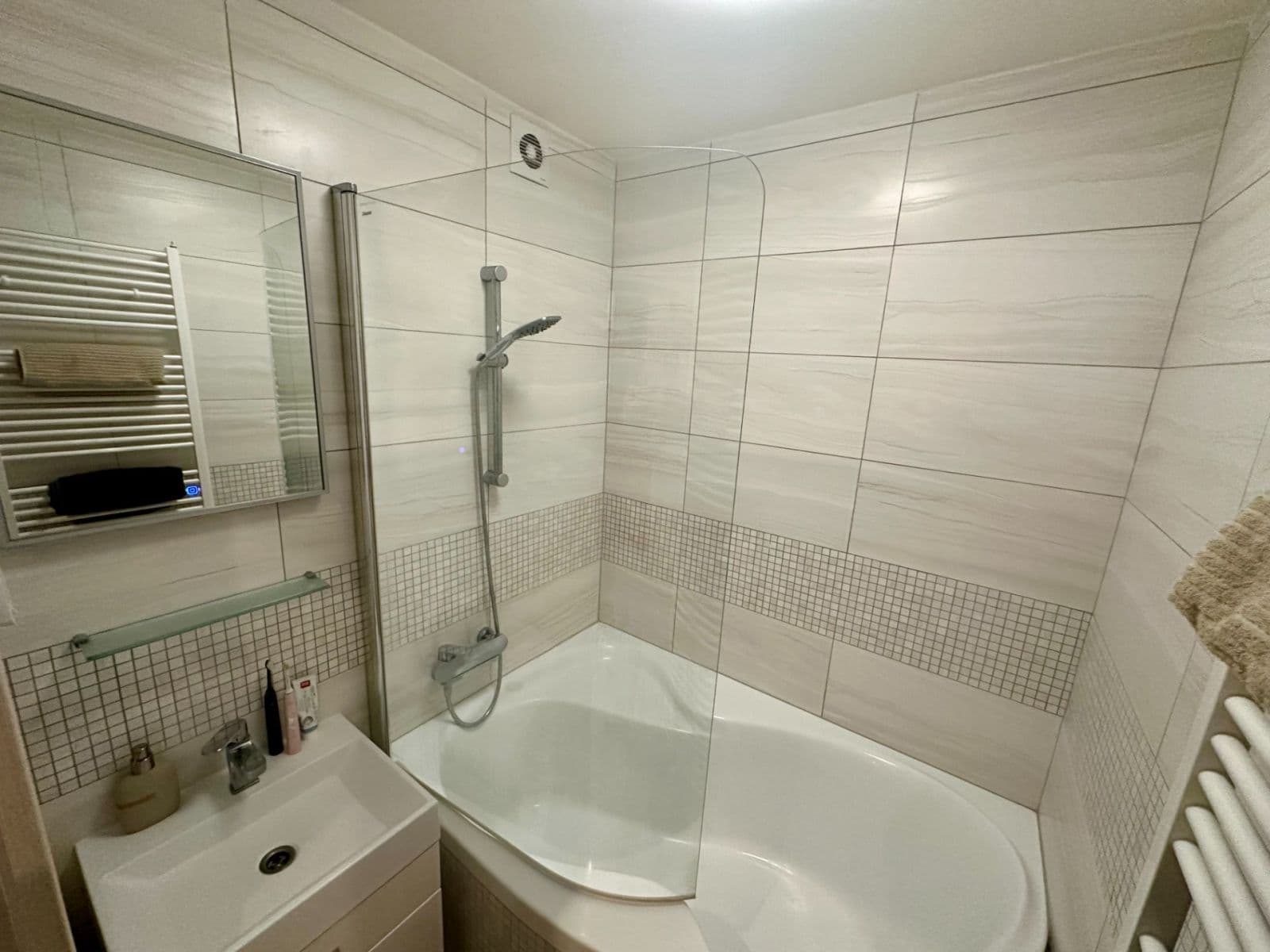 2 bedroom flat to rent, 70 m², Národní, Liberec, Liberecký Region 2 bedroom flat to rent, 70 m², Národní, Liberec, Liberecký Region