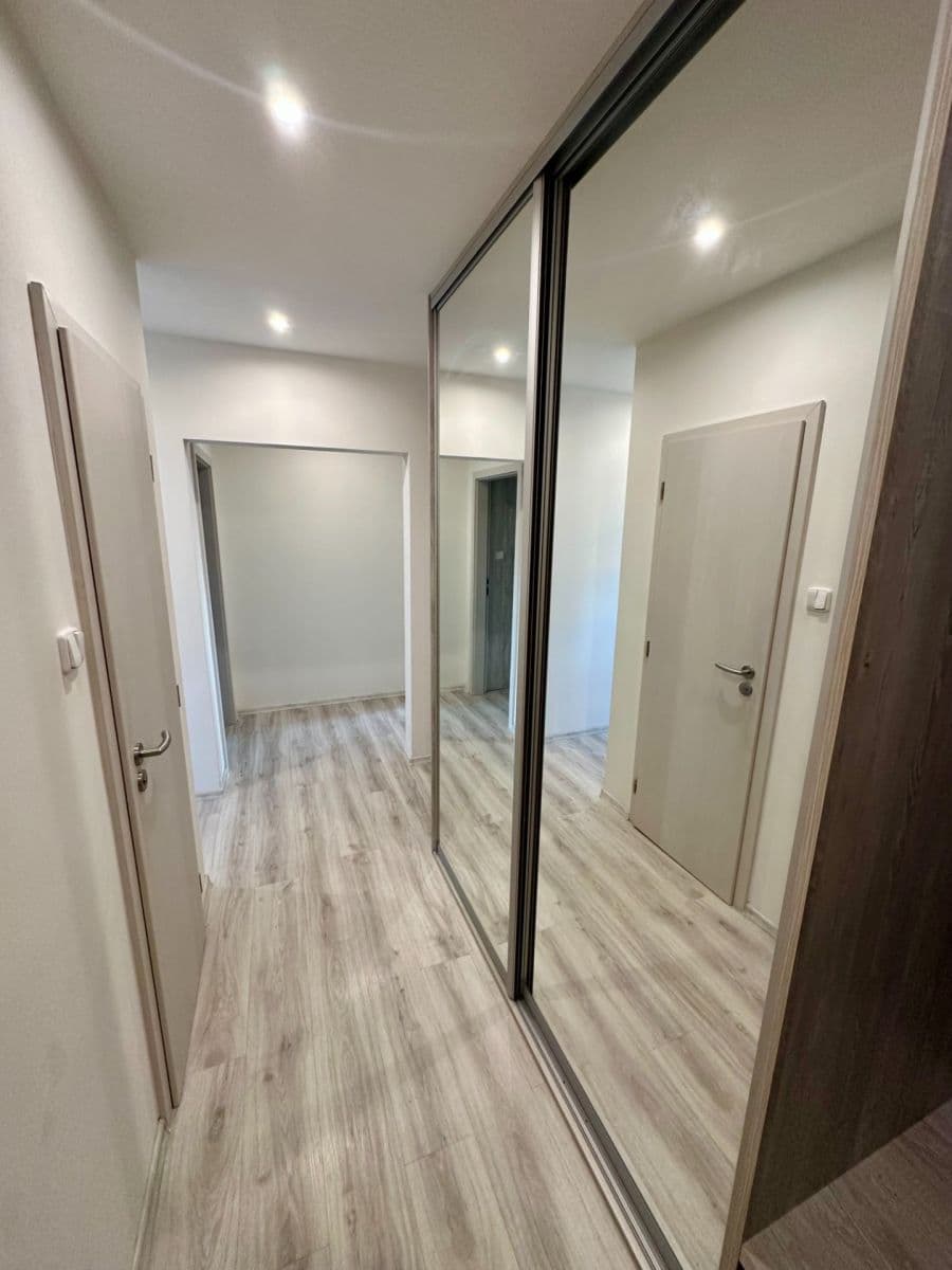 2 bedroom flat to rent, 70 m², Národní, Liberec, Liberecký Region 2 bedroom flat to rent, 70 m², Národní, Liberec, Liberecký Region