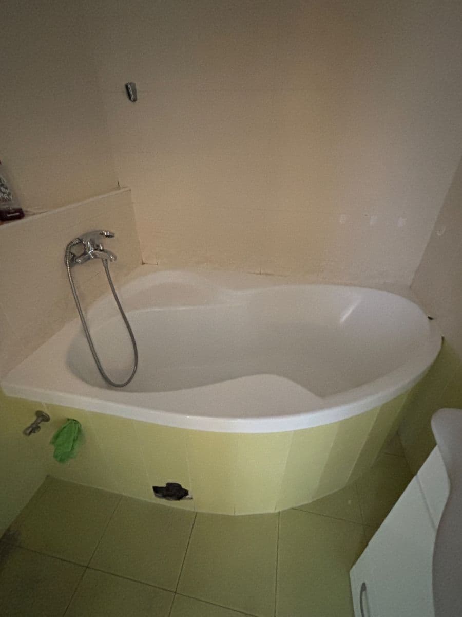 2 bedroom with open-plan kitchen flat for sale, 78 m², Vašátkova, Prague, Prague 2 bedroom with open-plan kitchen flat for sale, 78 m², Vašátkova, Prague, Prague