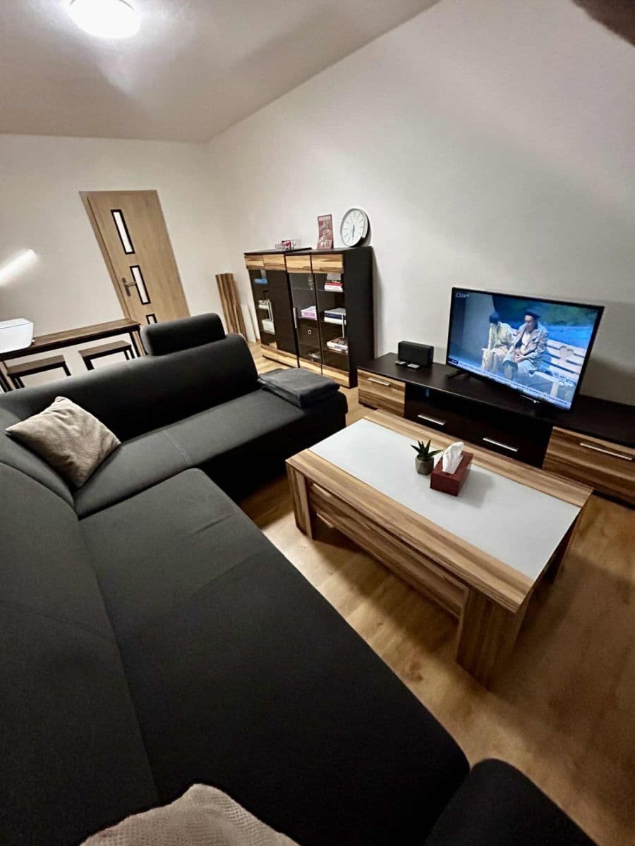 2 bedroom flat to rent, 59 m², Slovany, Mělník, Středočeský Region 2 bedroom flat to rent, 59 m², Slovany, Mělník, Středočeský Region