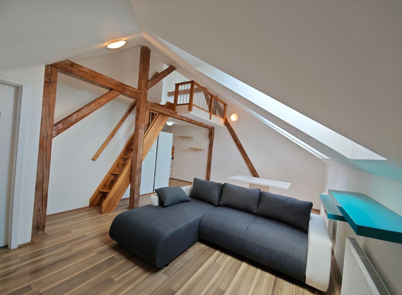 1 bedroom with open-plan kitchen flat to rent, 58 m², Spojovací, Prague, Prague 1 bedroom with open-plan kitchen flat to rent, 58 m², Spojovací, Prague, Prague