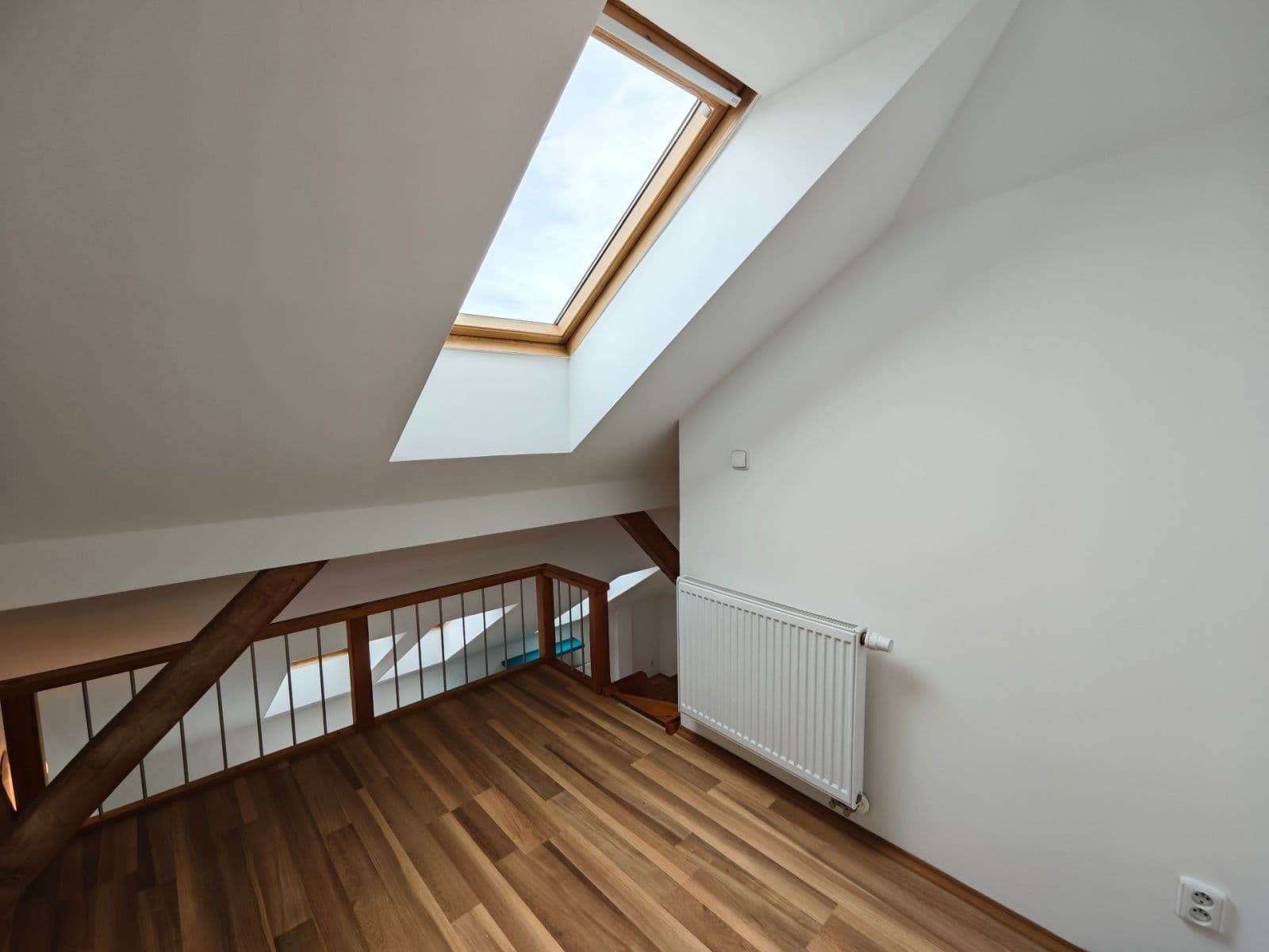 1 bedroom with open-plan kitchen flat to rent, 58 m², Spojovací, Prague, Prague 1 bedroom with open-plan kitchen flat to rent, 58 m², Spojovací, Prague, Prague