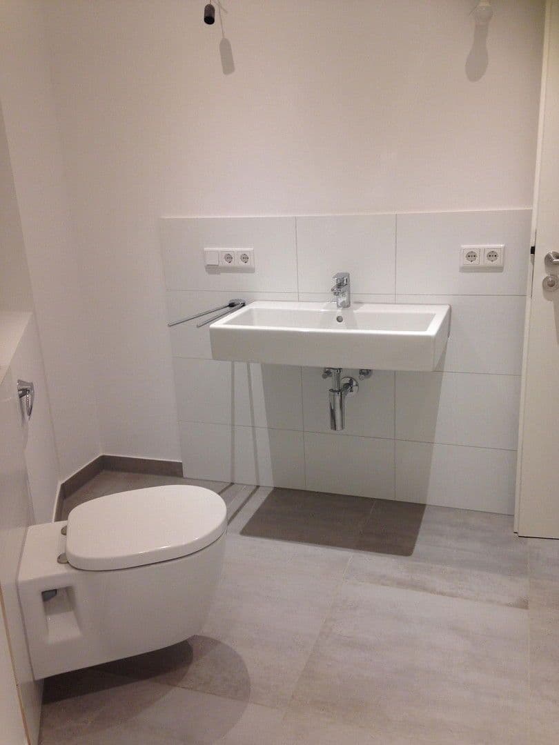 4 bedroom flat to rent, 100 m², Duisburg-Alt Hamborn, North Rhine-Westphalia 4 bedroom flat to rent, 100 m², Duisburg-Alt Hamborn, North Rhine-Westphalia