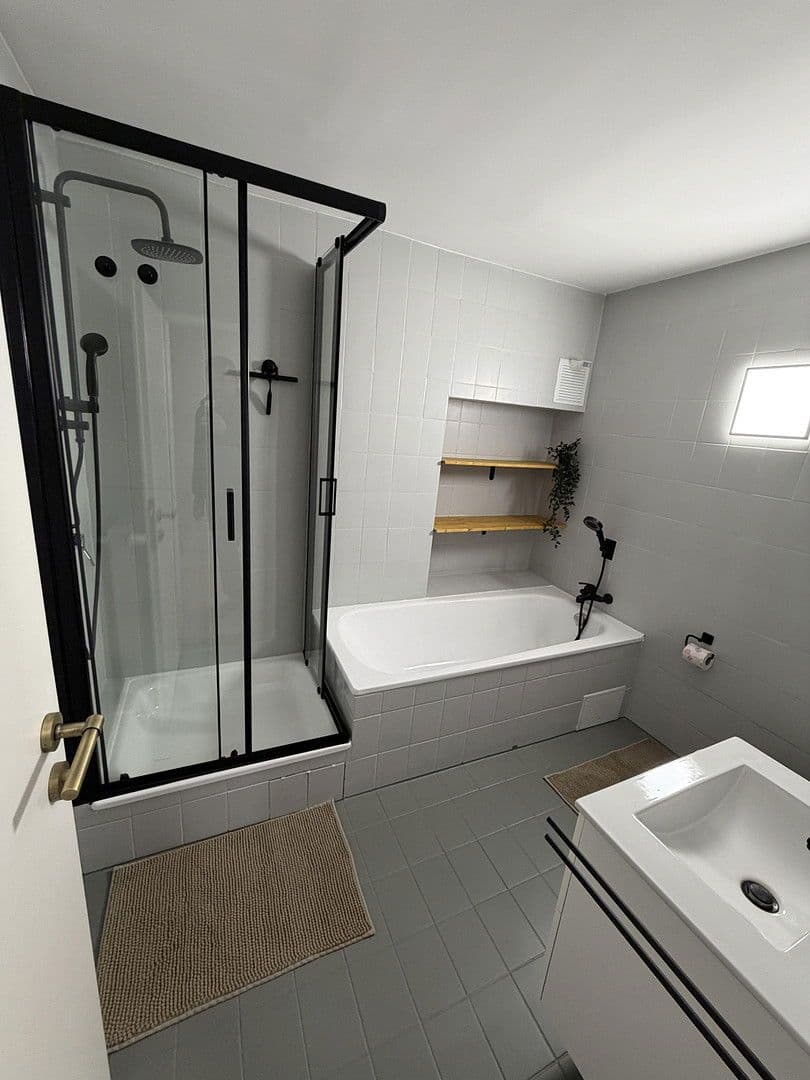 4 bedroom flat to rent, 12 m², Am Staudenwald 3, Kelsterbach, Hesse 4 bedroom flat to rent, 12 m², Am Staudenwald 3, Kelsterbach, Hesse